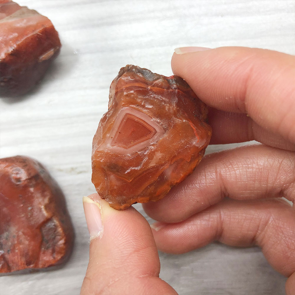 Aquarium Innovative Marine - Cornaline brute aléatoire, Agate rouge, pierre