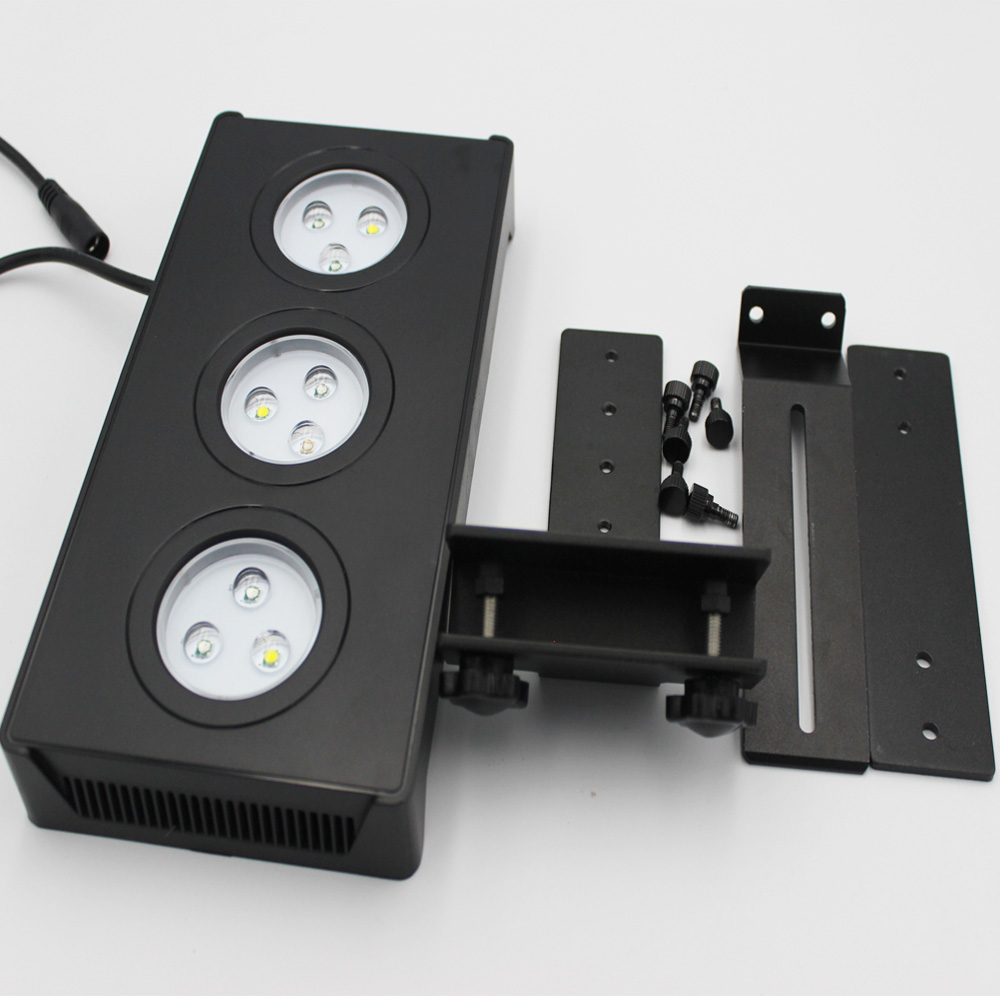 Dimmable 27 W spectre complet  - Aqua Marine Tank avis et prix